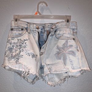 festival jean shorts